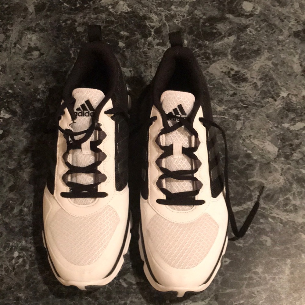 Adidas tennis shoes